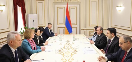 Ալեն Սիմոնյանն ընդունել է ԳԴՀ Բունդեսթագի Գերմանիա-Հարավային Կովկաս բարեկամական խմբի անդամներին