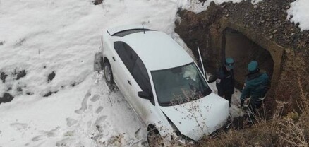 Քաղսի գյուղի մոտակայքում ավտոմեքենան հայտնվել է սելավատարի մեջ