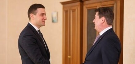 ՏԿԵ փոխնախարարը Միջպետական ավիացիոն կոմիտեի ղեկավարին է ներկայացրել քաղավիացիայի ոլորտում խնդիրները