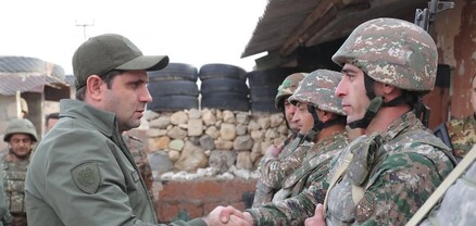 Սուրեն Պապիկյանն այցելել է մարտական դիրքեր