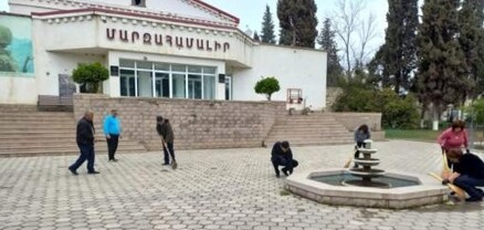 Արցախի Մարտունիում կազմակերպված շաբաթօրյակի ընթացքում մաքրվել են շենքերի տարածքներն ու ներքնահարկերը