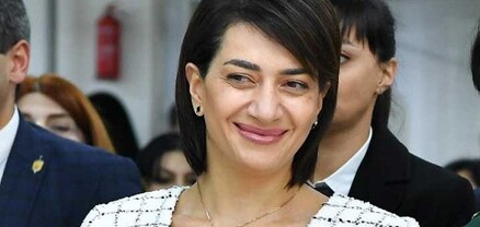 Գետնից զարդ գտնող Աննա Հակոբյանի գրառման «թաքուն» մեսիջները