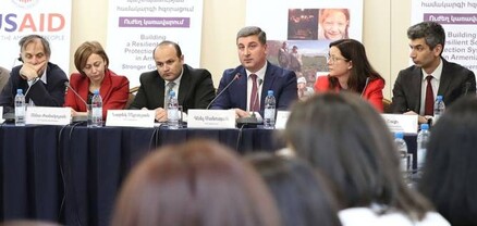 ԱՍՀ և ՏԿԵ նախարարների գլխավորությամբ կայացել է հանդիպում-քննարկում՝ համայնքային սոցիալական աշխատանքի վերաբերյալ