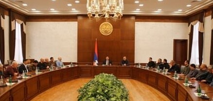 Արցախի պետնախարարը մտահոգված է շրջափակման հետևանքները հաղթահարելու հետ կապված խնդիրներով