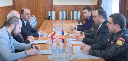 Ներքին գործերի նախարարն ընդունել է Հայաստանում Վրաստանի արտակարգ և լիազոր դեսպանին