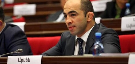 Արսեն Ջուֆալակյանի պատճառով հանրայինի լրագրողին զրկել են իր հեղինակային հաղորդումը վարելուց․ Հրապարակ