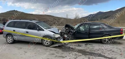 Խոշոր ավտովթար Արագածոտնի մարզում․ ճակատ ճակատի բախվել են Mercedes-ը ու Opel-ը․ կա 5 վիրավոր․ shamshyan.com