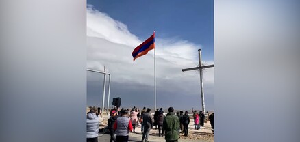 Մեր եռագույնը Անի տաճարում տեսանելի է. Անիպեմզա գյուղում տեղադրվեց Հայաստանի եռագույնը