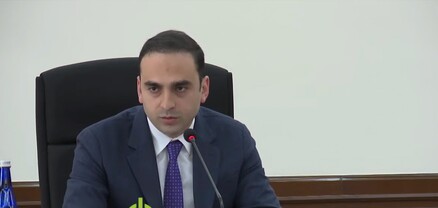 Երևան քաղաքի կենտրոնին նայելիս Ավինյանի աչքերից արյուն է թափում