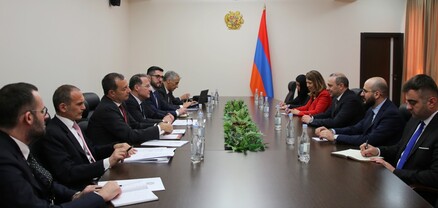 ԱԽ քարտուղարն ընդունել է Իտալիայի Արտաքին գործերի և միջազգային համագործակցության փոխնախարարին