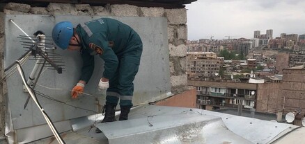 Փրկարարներն ապամոնտաժել են կախված թիթեղները