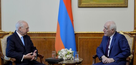 Նախագահ Վահագն Խաչատուրյանն ընդունել է Ֆրանս-հայկական խորհրդի նախագահ Դանիել Քյուրքչյանին