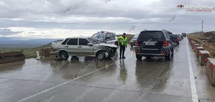 Ողբերգական վթար՝ Ներքին Բազմաբերդ գյուղի խաչմերուկում․ shamshyan.com