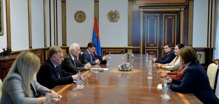 Նախագահը մեքսիկացի սենատորների հետ հանդիպմանն անդրադարձել է Լաչինի մարդասիրական միջանցքի շրջափակման խնդրին