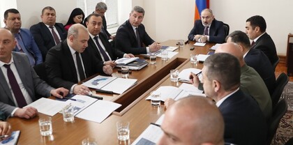 Փաշինյանն այցելել է Վայոց ձորի մարզ. նրան է ներկայացվել մարզպետարանի 2022թ. գործունեության հաշվետվությունը