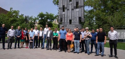 «Ապրելու երկիր»-ը ծաղիկներ է խոնարհել «Նեմեսիս» հուշարձանին