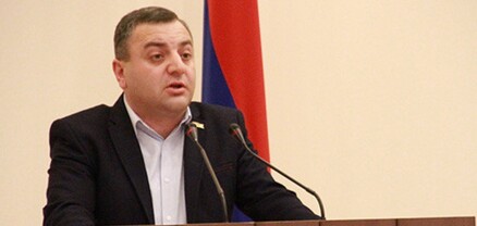 Փաշինյանն իր բնույթով հանձնող տեսակ է
