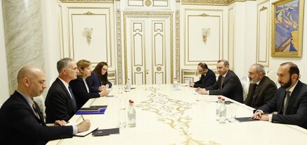 Փաշինյանը հանդիպել է ԵԱՀԿ ՄԽ ամերիկացի համանախագահի հետ