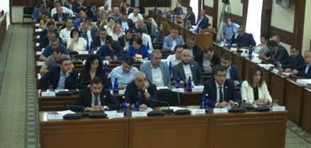 Ինչո՞ւ Երևանի քաղաքապետարանը բնակարան նվիրեց հենց Ֆորշին