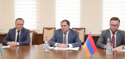 Պապիկյանը Ղազախստանի դեսպանի հետ քննարկել է տարածաշրջանային անվտանգությանն առնչվող հարցեր