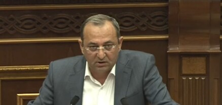 Փաշինյանը հայ ժողովրդի անունից Արցախը հանձնելու իրավունք չունի. Արծվիկ Մինասյան