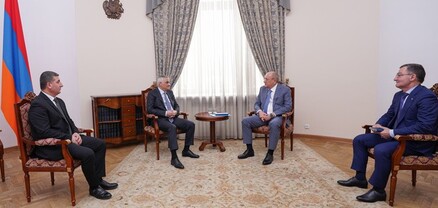 Փոխվարչապետ Մհեր Գրիգորյանն ընդունել է «Գազպրոմ Արմենիա»-ի տնօրենների խորհրդի նախագահին