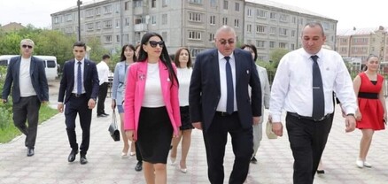 Անահիտ Մանասյանը հանդիպել է գերեվարված զինծառայողների հարազատների հետ