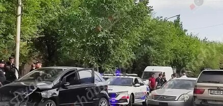 Շինարարների փողոցում բախվել է 3 մեքենա, երթևեկությունը դարձել է միակողմանի․ shamshyan.com