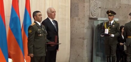 Հանրապետության տոնի կապակցությամբ մի խումբ զինծառայողներ են պարգևատրվել