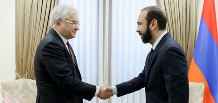 Միրզոյանը Խովաևի հետ հանդիպմանն անդրադարձել է Ադրբեջանի հետ հարաբերությունների կարգավորմանը