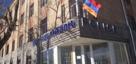 Գյումրու ոստիկանության Կումայրիի բաժնի պետի տեղակալը մարդկանց մի քանի օր պատանդ է պահել