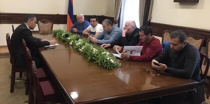 Ֆիրդուսիի բնակիչների հանդիպումը՝ Կադաստրի կոմիտեի ղեկավարի հետ. ՈւՂԻՂ