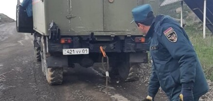 Փրկարարները բեռնատարը դուրս են բերել ճանապարհի երթևեկելի գոտուց