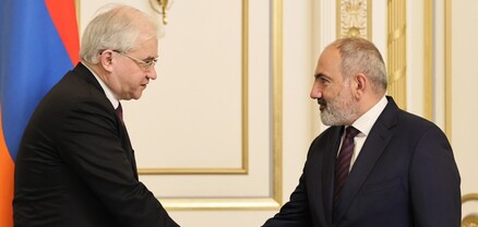 Փաշինյանը Խովաևի հետ քննարկել է Լեռնային Ղարաբաղի հիմնախնդիրը