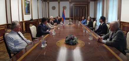 Վահագն Խաչատուրյանն ընդունել է Մանկական ուռուցքաբանության միջազգային միության նախագահին