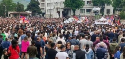 Խաչերթ դեպի Ստեփանակերտի հուշահամալիր