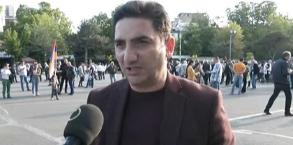 Համաժողովրդական ընդվզում պետք է սկսել՝ ընդդեմ թշնամու կողմից Արցախի շրջափակման․ Հոխիկյան