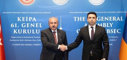 ՀՀ ԱԺ նախագահ Ալեն Սիմոնյանը հանդիպել է Թուրքիայի խորհրդարանի նախագահ Մուստաֆա Շենթոփի հետ