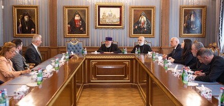 Ամենայն Հայոց Կաթողիկոսն ընդունել է Հունգարիայի փոխվարչապետի գլխավորած պատվիրակությանը