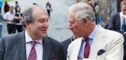 Նունեն և ես մեր ջերմագին բարեմաղթանքներն ենք հղում Ձեզ, Թագավոր Չարլզ. Արմեն Սարգսյան