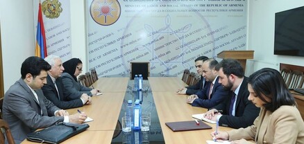 Նարեկ Մկրտչյանը հանդիպել է Իրանի դեսպանի հետ