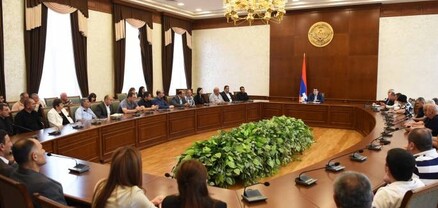 Արայիկ Հարությունյանի նախաձեռնությունը խուճապային տրամադրություններ է ստեղծել Արցախում․ Հրապարակ