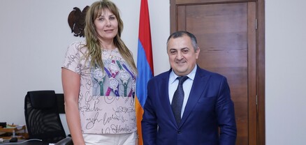 Կարեն Գիլոյանն ընդունել է բասկետբոլի օլիմպիական չեմպիոն Էլեն Բունիաթյանին