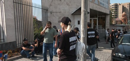 Նստացույց ԵՄ գրասենյակի մոտ. ՈւՂԻՂ