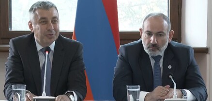 Նիկոլ Փաշինյանը Մանուկ Բեյի պալատում հանդիպել է Մոլդովայի հայ համայնքի ներկայացուցիչների հետ