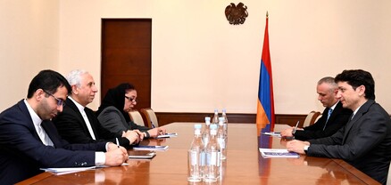 Ֆինանսների նախարարն ընդունել է Իրանի դեսպանին