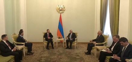 Նախագահ Վահագն Խաչատուրյանին իր հավատարմագրերն է հանձնել Լեհաստանի նորանշանակ դեսպանը