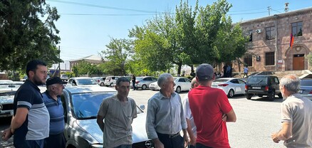 Ճանապարհ կփակենք. Վեդիի հողօգտագործողների բողոքի ակցիան. ՈւՂԻՂ