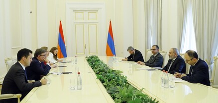 Վարչապետ Նիկոլ Փաշինյանն ընդունել է ԱՄՆ պետքարտուղարության պատվիրակությանը