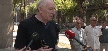 Ֆիրդուսիի բնակիչը սև տոպրակ է բերել կառավարություն